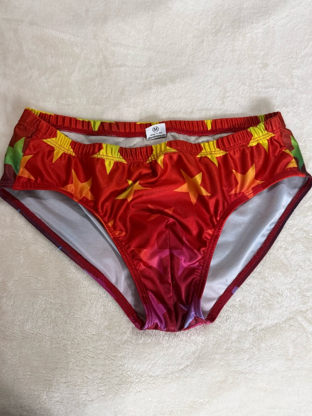 Men's Red Star Print Swim Briefs